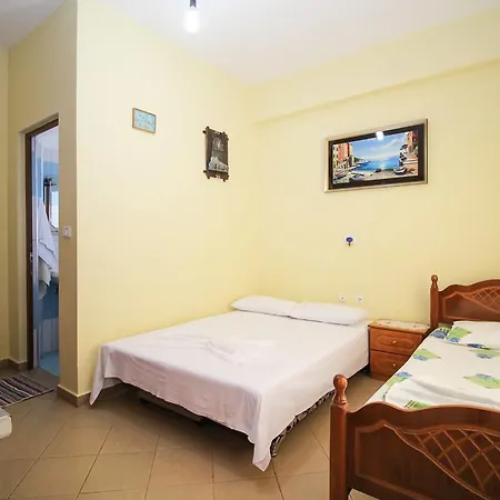 Aldo Apartment